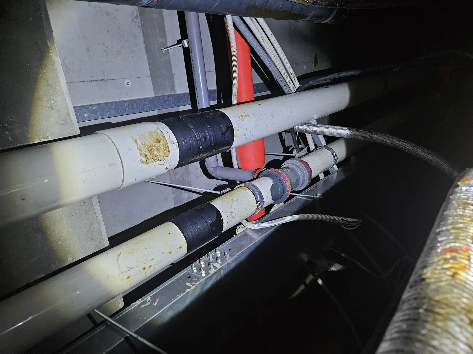 서울 노원구 하수구막힘 천장 PVC 배관 보수