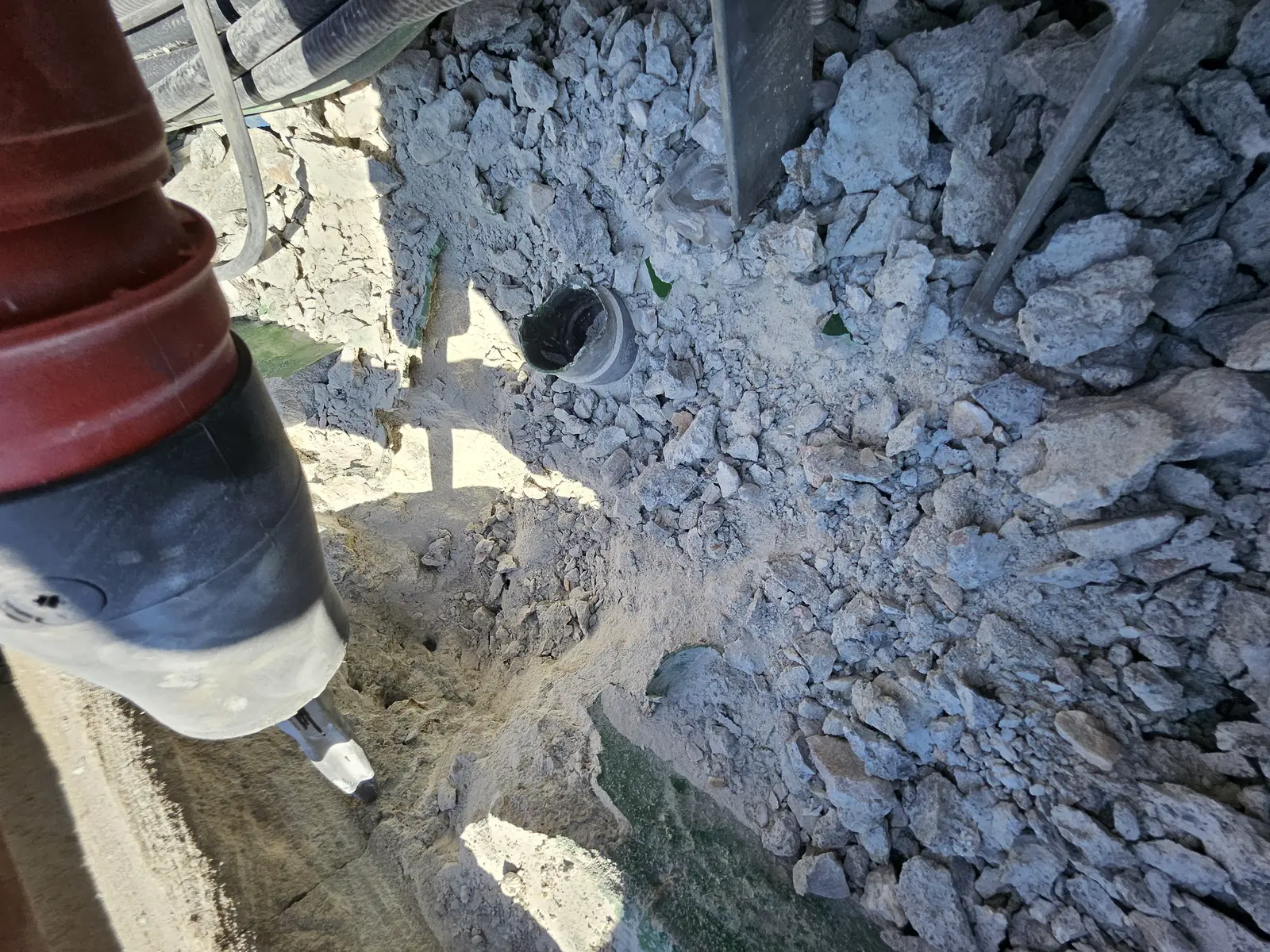 경기 의정부시 옥상 콘크리트 파쇄 천공 작업